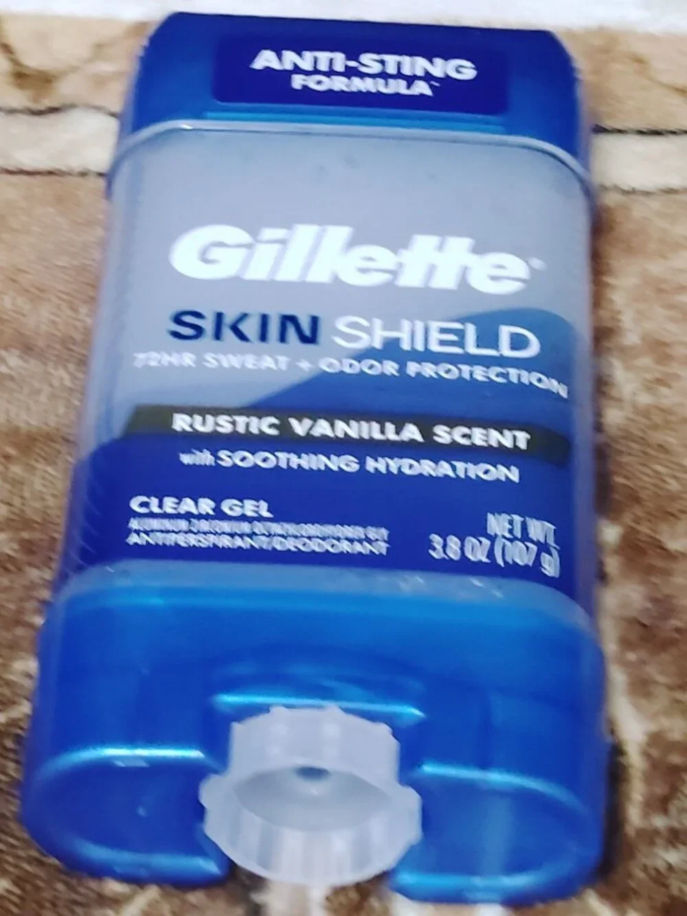 Gillette SkinShield Men's Clear Gel Antiperspirant & Deodorant - Rustic Vanilla